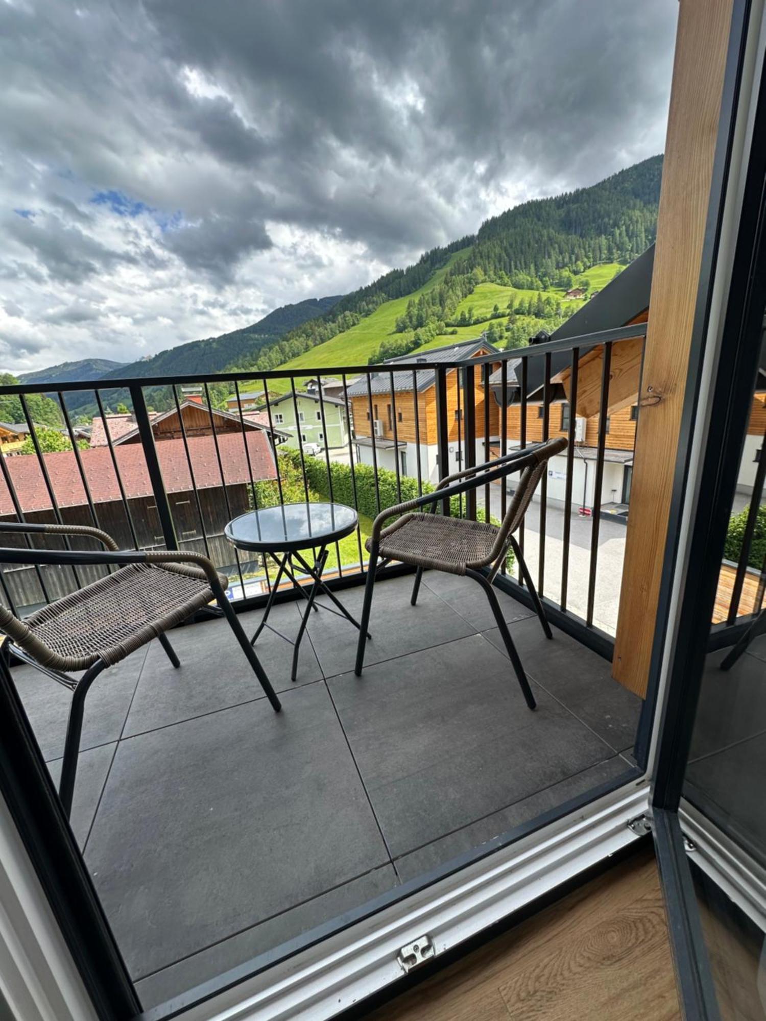 Appartements By Chalet Reiteralm -Sommercard Schladming Exterior photo