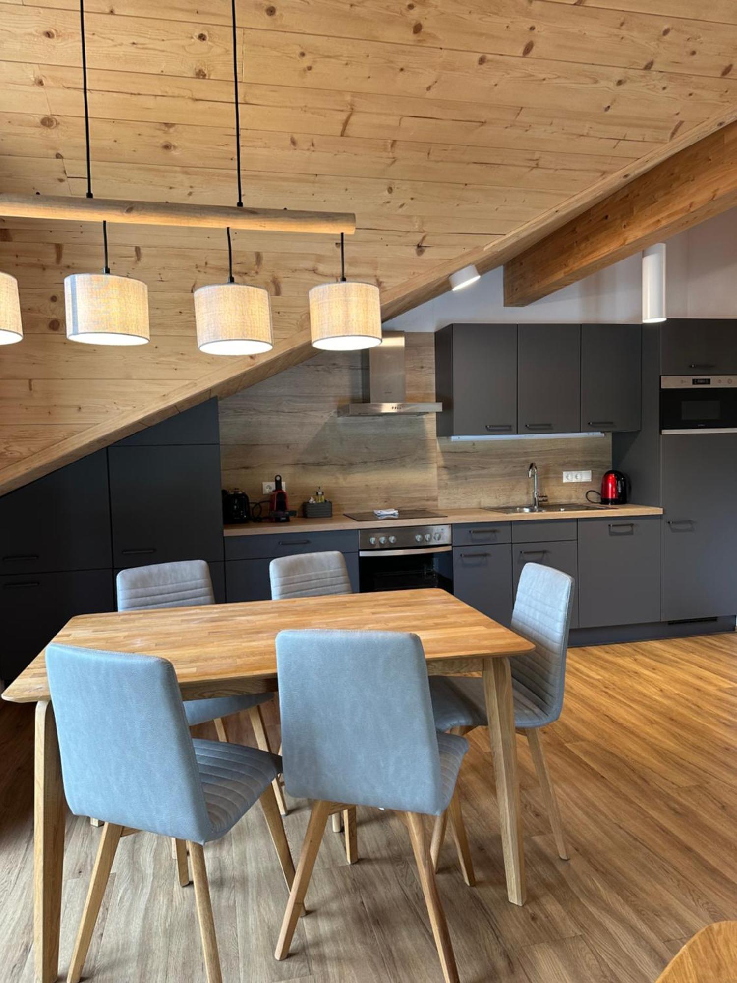 Appartements By Chalet Reiteralm -Sommercard Schladming Exterior photo